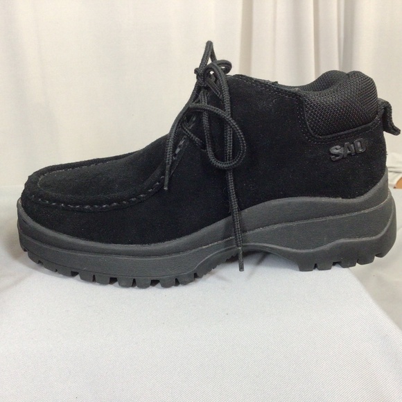 New Suede Chukka desert boots - Picture 1 of 6